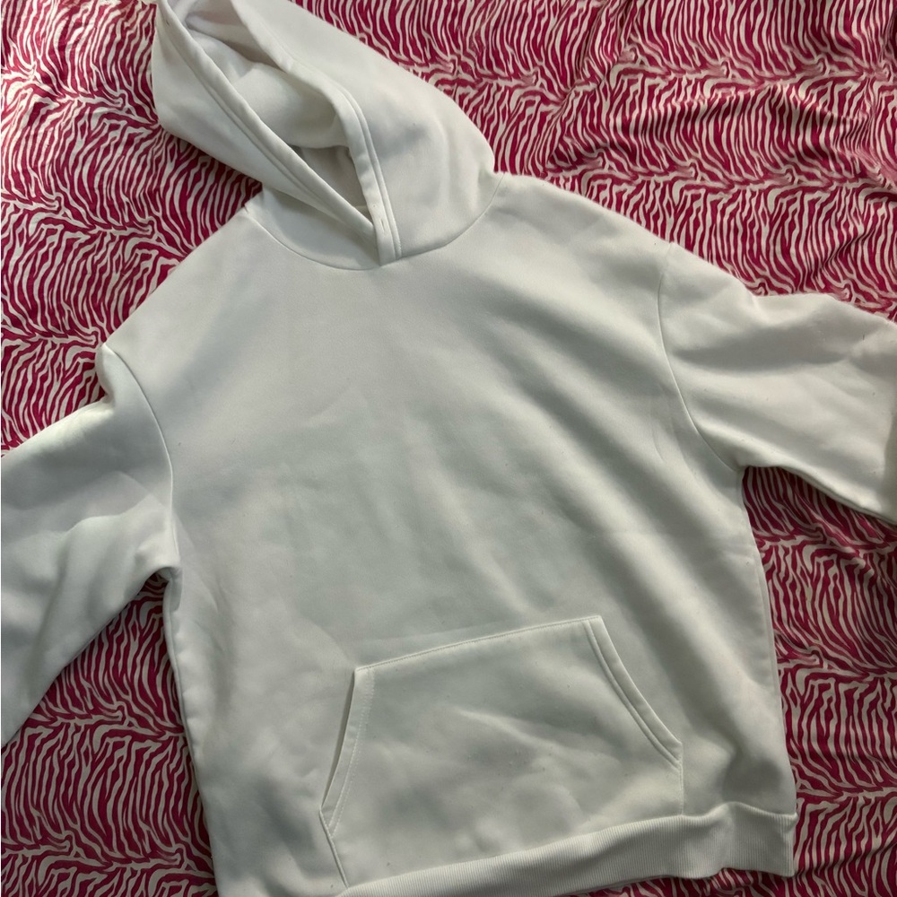 White Hoodie with Front Pocket